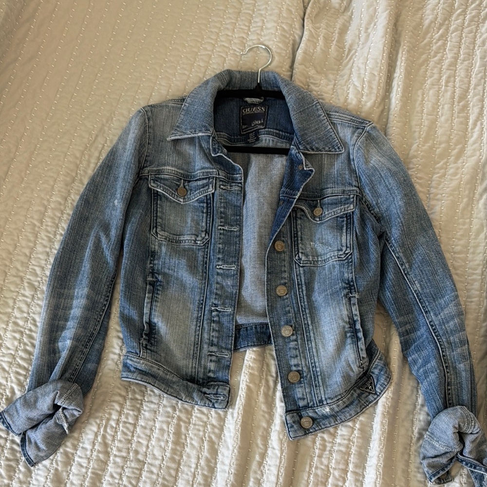 Guess cropped jean jacket